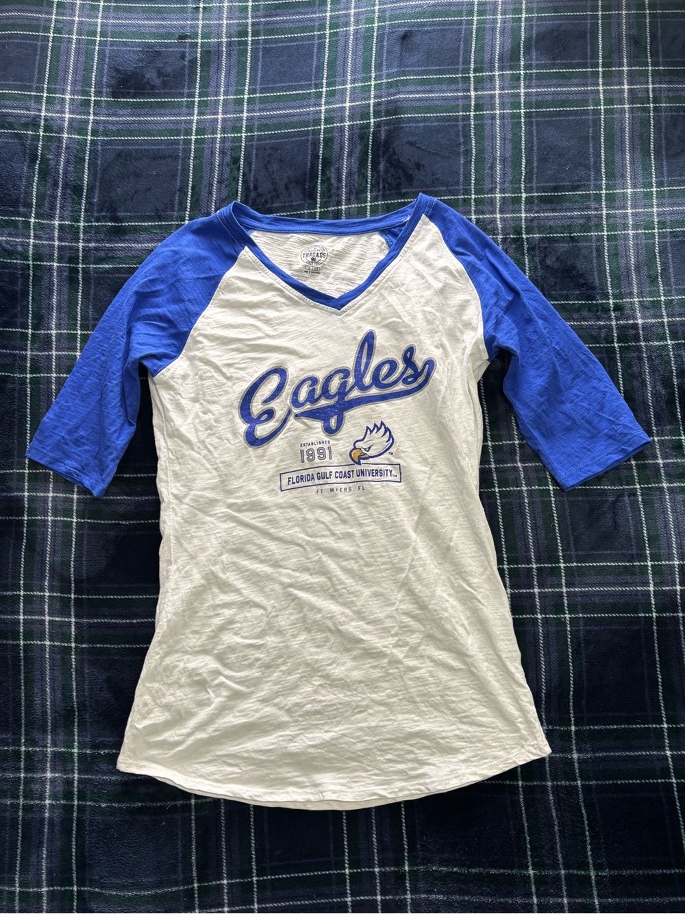 Florida Gulf Coast University Eagles women’s white and blue baseball tee.Size S